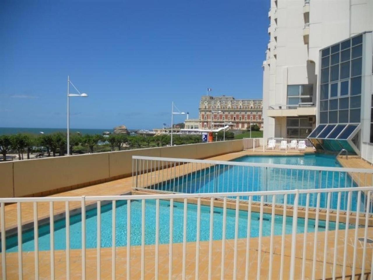 Front De Avec Piscine Et Balcon A - Fr-1-3-412 * Biarriz
